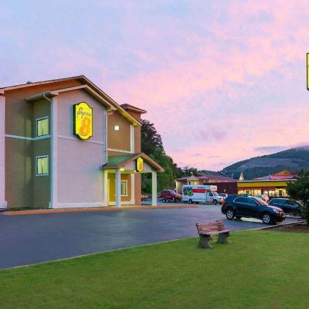 Super 8 by Wyndham Chattanooga Lookout Mountain TN Bagian luar foto