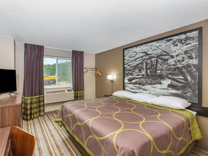 Super 8 by Wyndham Chattanooga Lookout Mountain TN Bagian luar foto