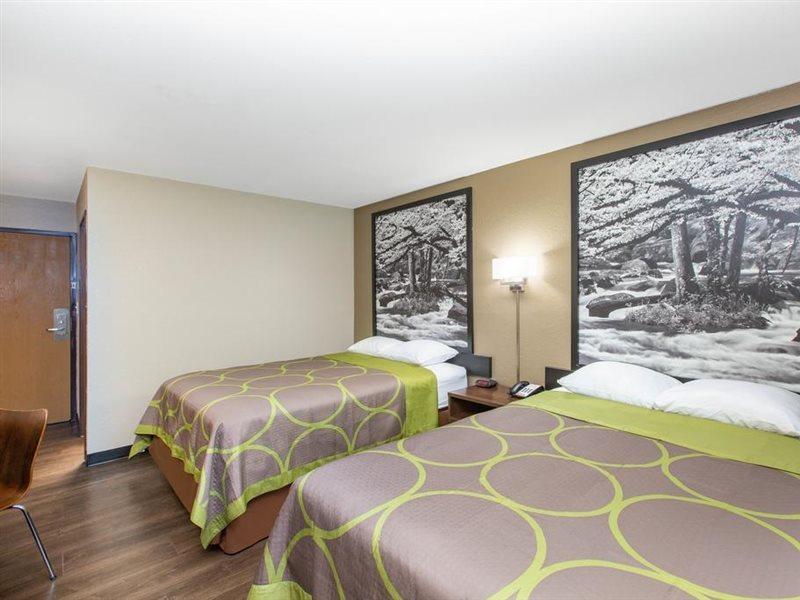 Super 8 by Wyndham Chattanooga Lookout Mountain TN Bagian luar foto