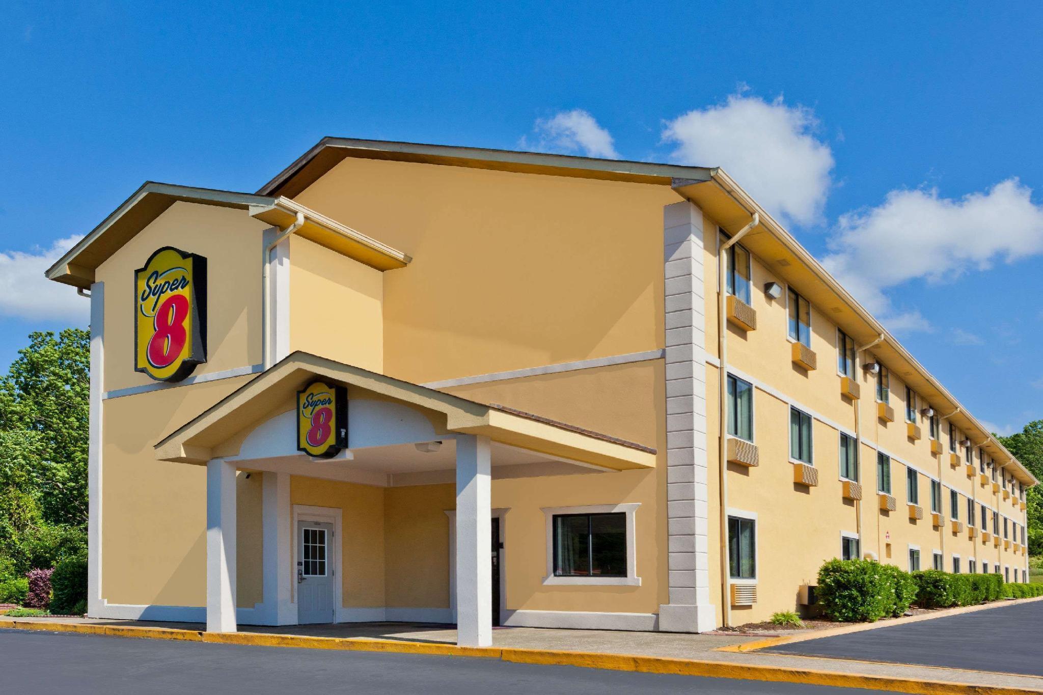 Super 8 by Wyndham Chattanooga Lookout Mountain TN Bagian luar foto