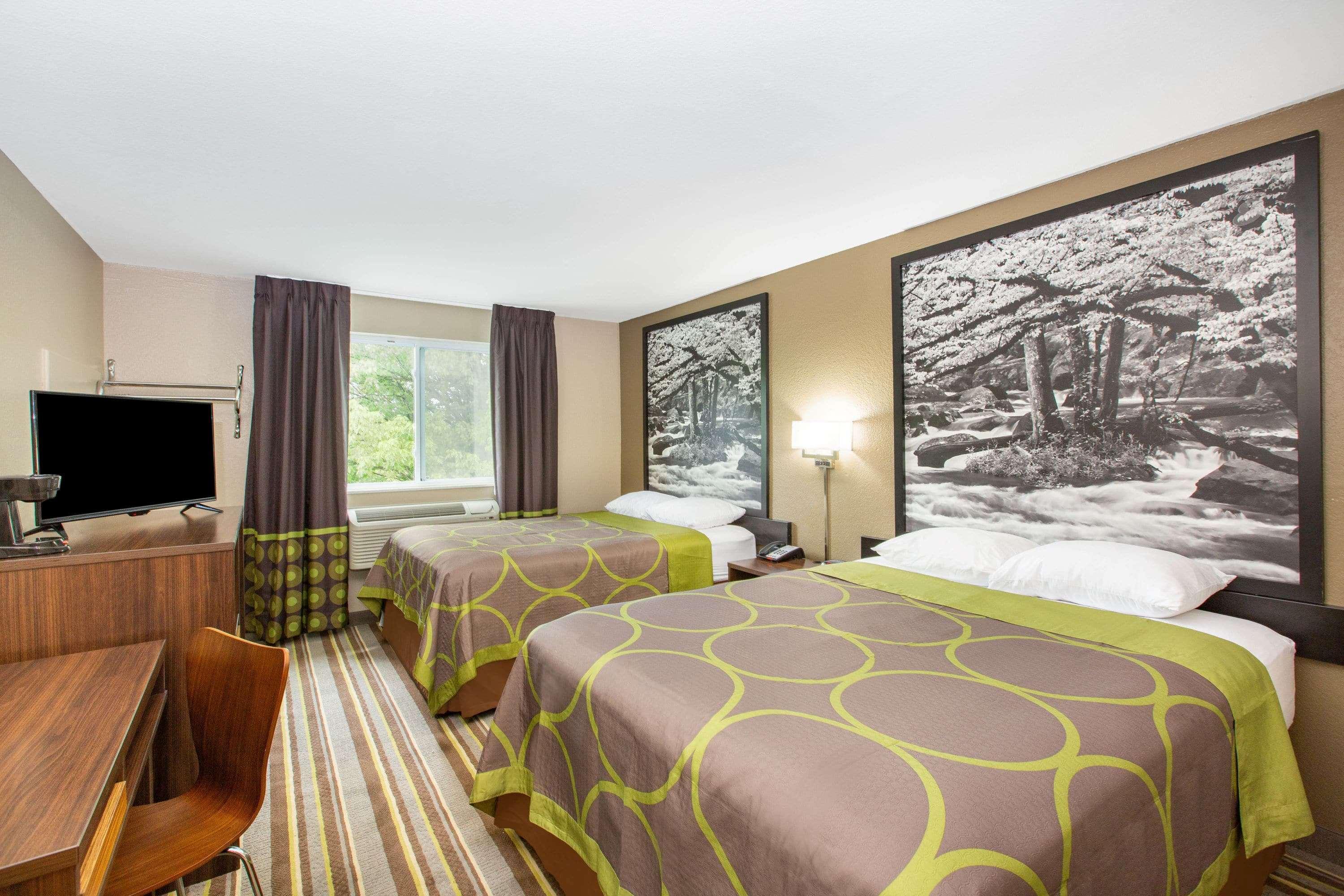 Super 8 by Wyndham Chattanooga Lookout Mountain TN Bagian luar foto